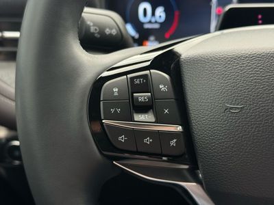 2025 Ford Explorer Platinum - Photo 24