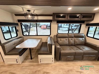 2026 Venture RV SportTrek - Photo 11