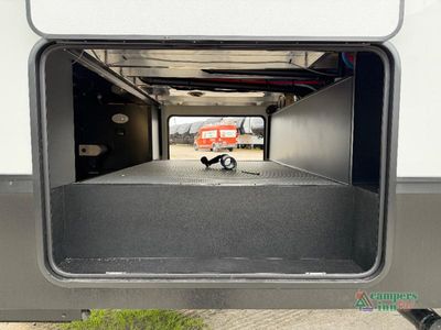 2026 Venture RV SportTrek - Photo 47