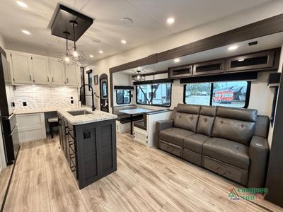 2026 Venture RV SportTrek - Photo 12