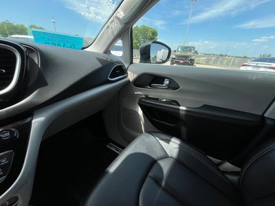 2024 Chrysler Pacifica - Photo 21
