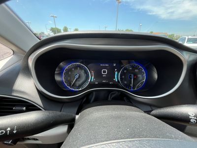 2024 Chrysler Pacifica - Photo 10