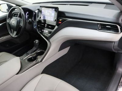 2024 Toyota Camry FWD - Photo 37