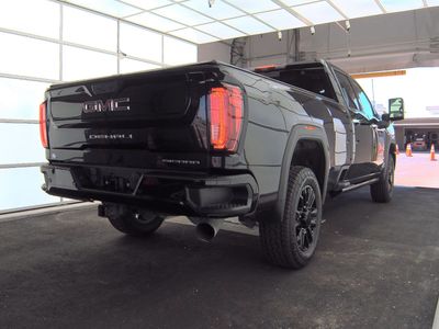 2021 GMC Sierra 3500HD - Photo 5