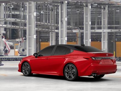 2026 Toyota Camry - Photo 6
