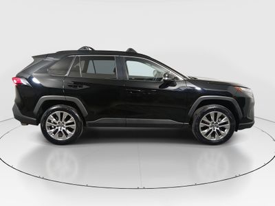 2022 Toyota RAV4 - Photo 8