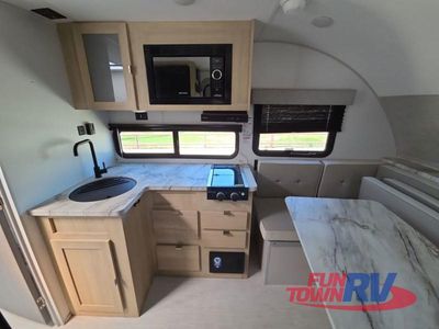 2023 Forest River RV Wildwood FSX - Photo 5