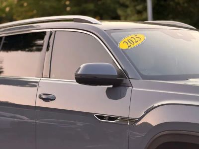 2025 Volkswagen Atlas - Photo 8