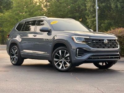 2025 Volkswagen Atlas - Photo 2