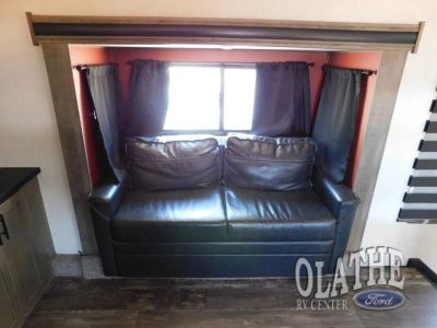 2022 Forest River RV Sabre - Photo 36