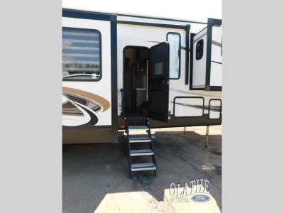 2022 Forest River RV Sabre - Photo 12