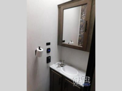 2022 Forest River RV Sabre - Photo 21