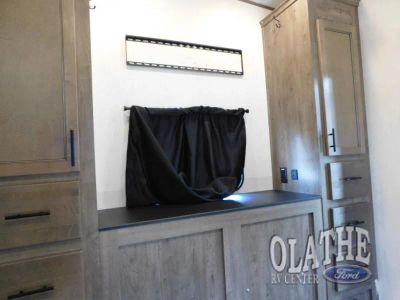 2022 Forest River RV Sabre - Photo 26