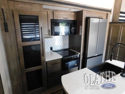 2022 Forest River RV Sabre - Photo 19