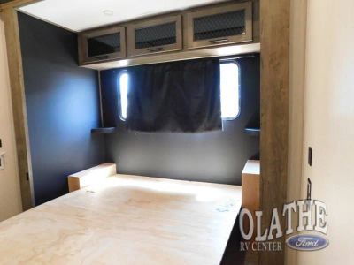 2022 Forest River RV Sabre - Photo 25