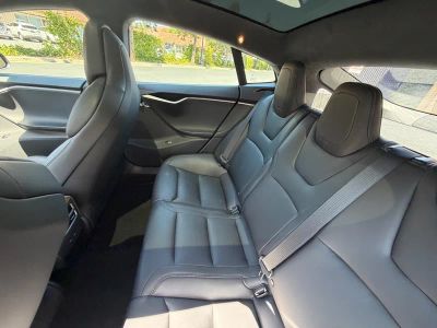 2018 Tesla Model S - Photo 9