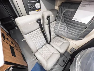 2027 Winnebago REVEL — photo 8 view