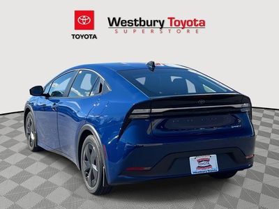 2026 Toyota Prius Plug-in Hybrid - Photo 6