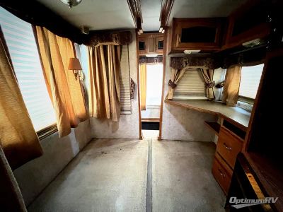 2005 Forest River Cedar Creek — photo 19 view