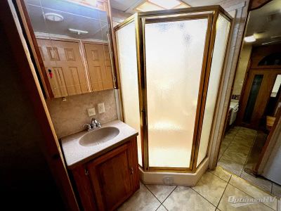 2005 Forest River Cedar Creek — photo 12 view