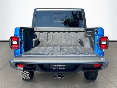 2026 Jeep Gladiator — photo 27 view