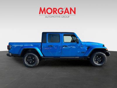 2026 Jeep Gladiator — photo 8 view