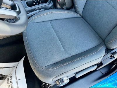 2026 Jeep Gladiator — photo 16 view