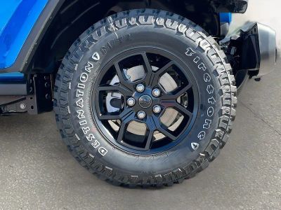 2026 Jeep Gladiator — photo 25 view