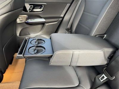2026 Mercedes-Benz GLC — photo 31 view