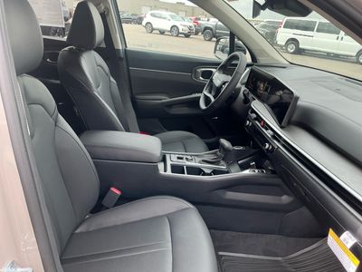2026 Kia Sorento — photo 20 view