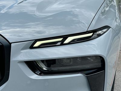 2023 BMW X7 — photo 33 view