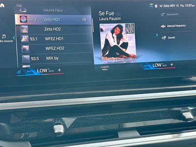 2023 BMW X7 — photo 15 view