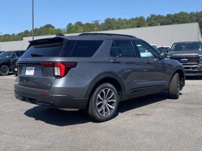 2026 Ford Explorer - Photo 3