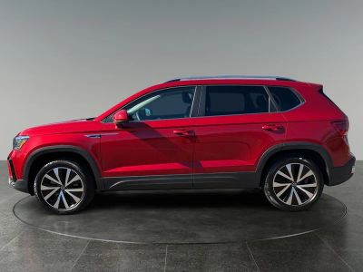 2022 Volkswagen Taos — detail view