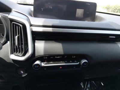 2025 Mazda CX-50 - Photo 18