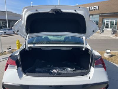 2026 Hyundai Elantra - Photo 11