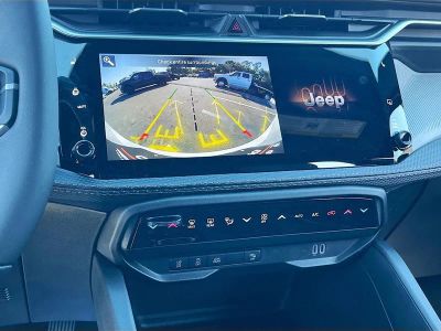 2026 Jeep Cherokee — photo 14 view
