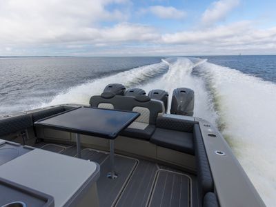 2022 Hcb 42 Lujo - Photo 4