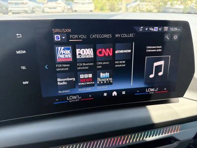 2025 BMW 2 Series — photo 27 view