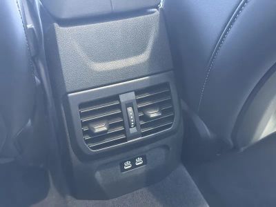 2025 BMW 2 Series — photo 16 view