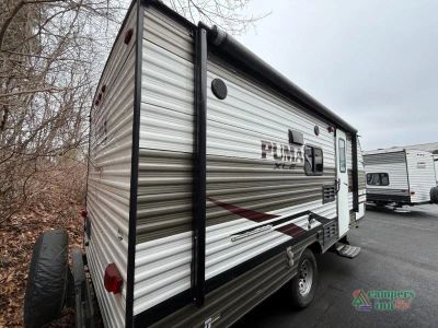 2019 Forest River RV Palomino — engine compartment view