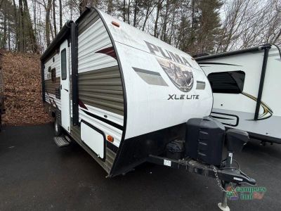 2019 Forest River RV Palomino — front three-quarter view