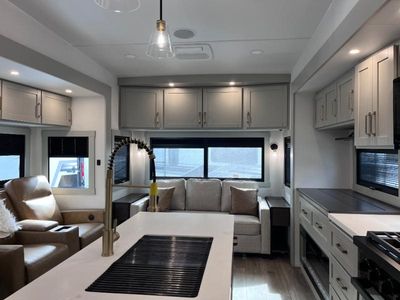 2026 Brinkley Model Z - Photo 10