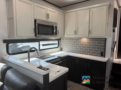 2026 Keystone RV Alpine Avalanche Edition - Photo 6