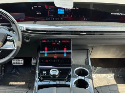 2025 Cadillac Escalade - Photo 28