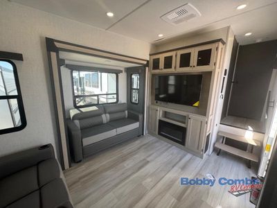 2025 Forest River RV Cardinal - Photo 11