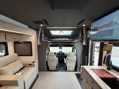 2026 Grand Lineage Series M - Photo 12