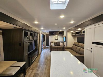 2025 Venture RV SportTrek Touring Edition - Photo 10