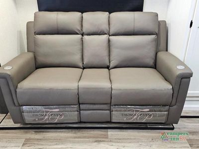 2025 Venture RV SportTrek Touring Edition - Photo 37