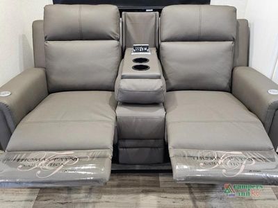 2025 Venture RV SportTrek Touring Edition - Photo 38